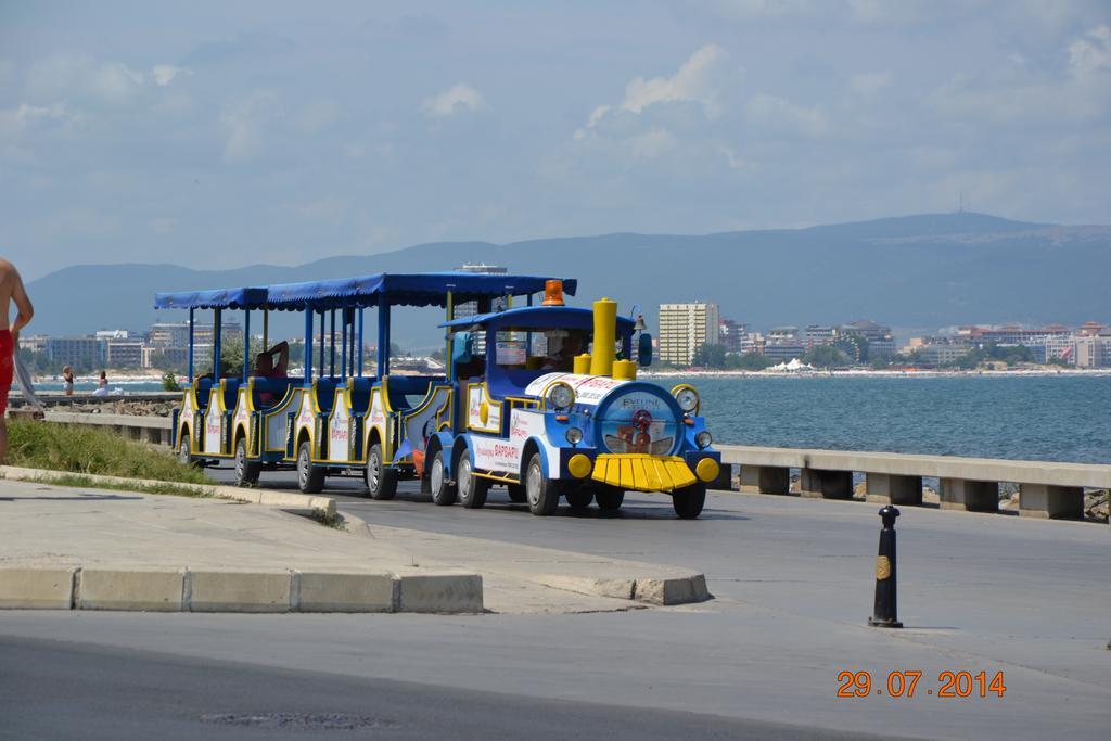 Nirvana Guest House Nesebar Exterior photo