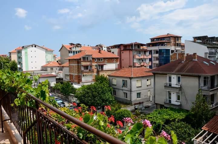 Nirvana Guest House Nesebar Exterior photo